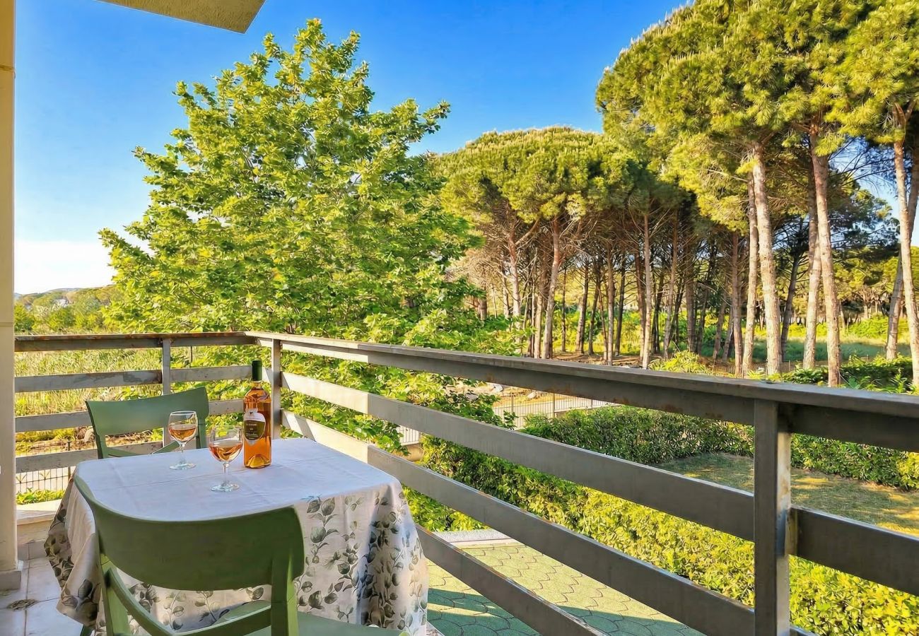 Apartment in Gjiri Lalzit - Lura 2 Holiday Homes 091