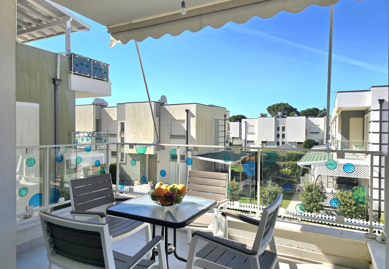 Apartment in Gjiri Lalzit - Perla Holiday Homes 146