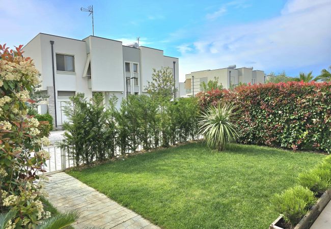 Villa in Gjiri Lalzit - Modern Villa At Perla Resort 161 Villa in Gjiri Lalzit - Modern Villa At Perla Resort 161