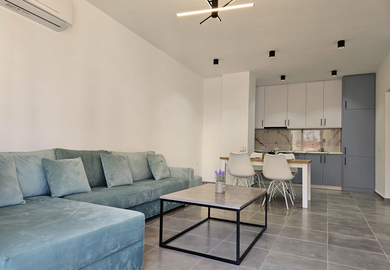 Apartment in Sarande - Holiday Apartment in Saranda- 003 