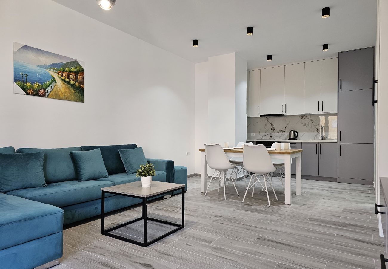 Apartment in Sarande - Holiday Apartment in Saranda - 002 