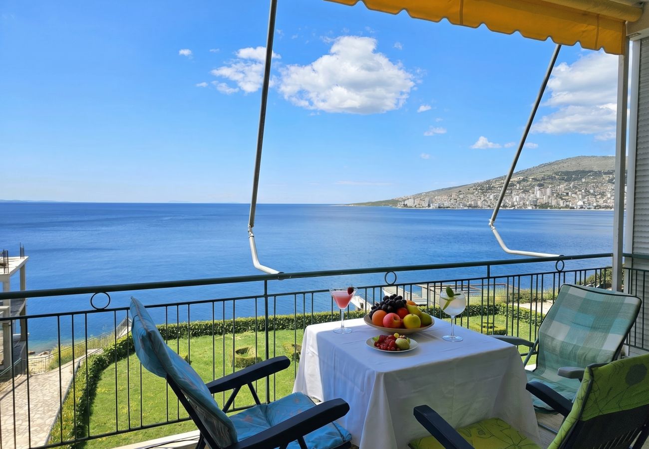 Apartment in Sarande - Beachfront Apartment in Saranda - 254 