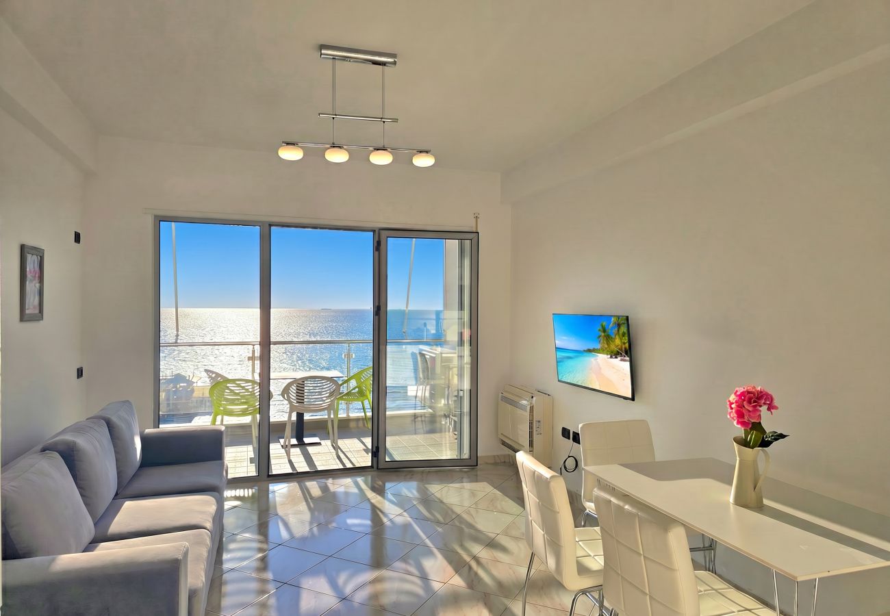 Apartment in Durres - Brisa del Mar Beachfront Apartments 115