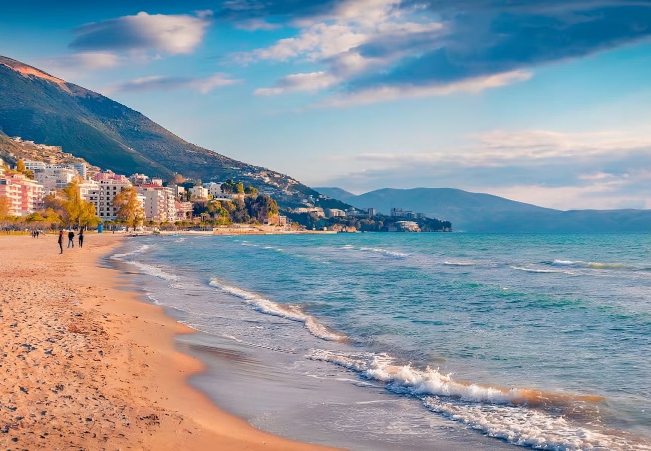 Apartment in Vlorë - Holiday Apartment Sea View two Bedroom 