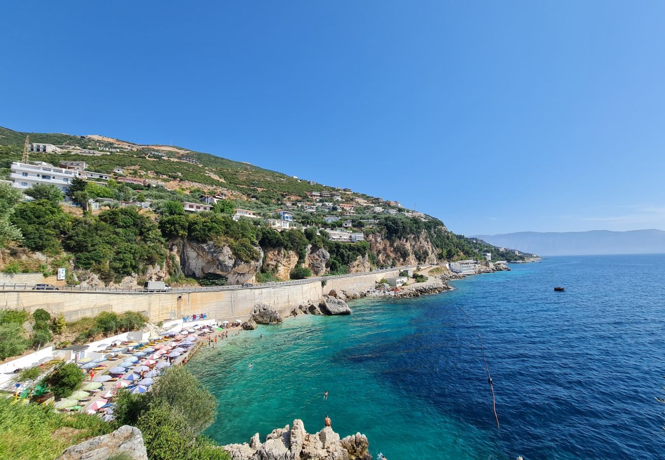 Villa in Vlorë - Villa Meminaj With Sea View & Garden 