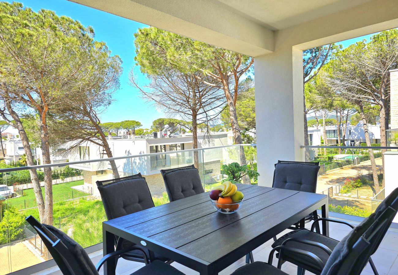 Apartment in Gjiri Lalzit - SanPietro Holiday Homes 295