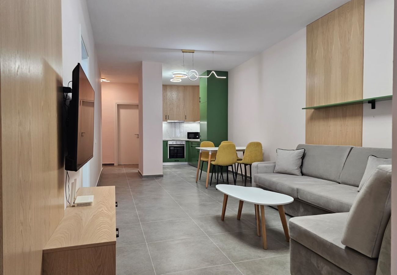 Apartment in Sarande - Beautiful Apartment in Saranda  - 300
