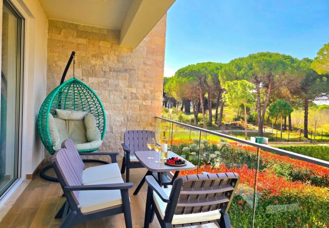 Apartment in Gjiri Lalzit - White Moon Apartment 301