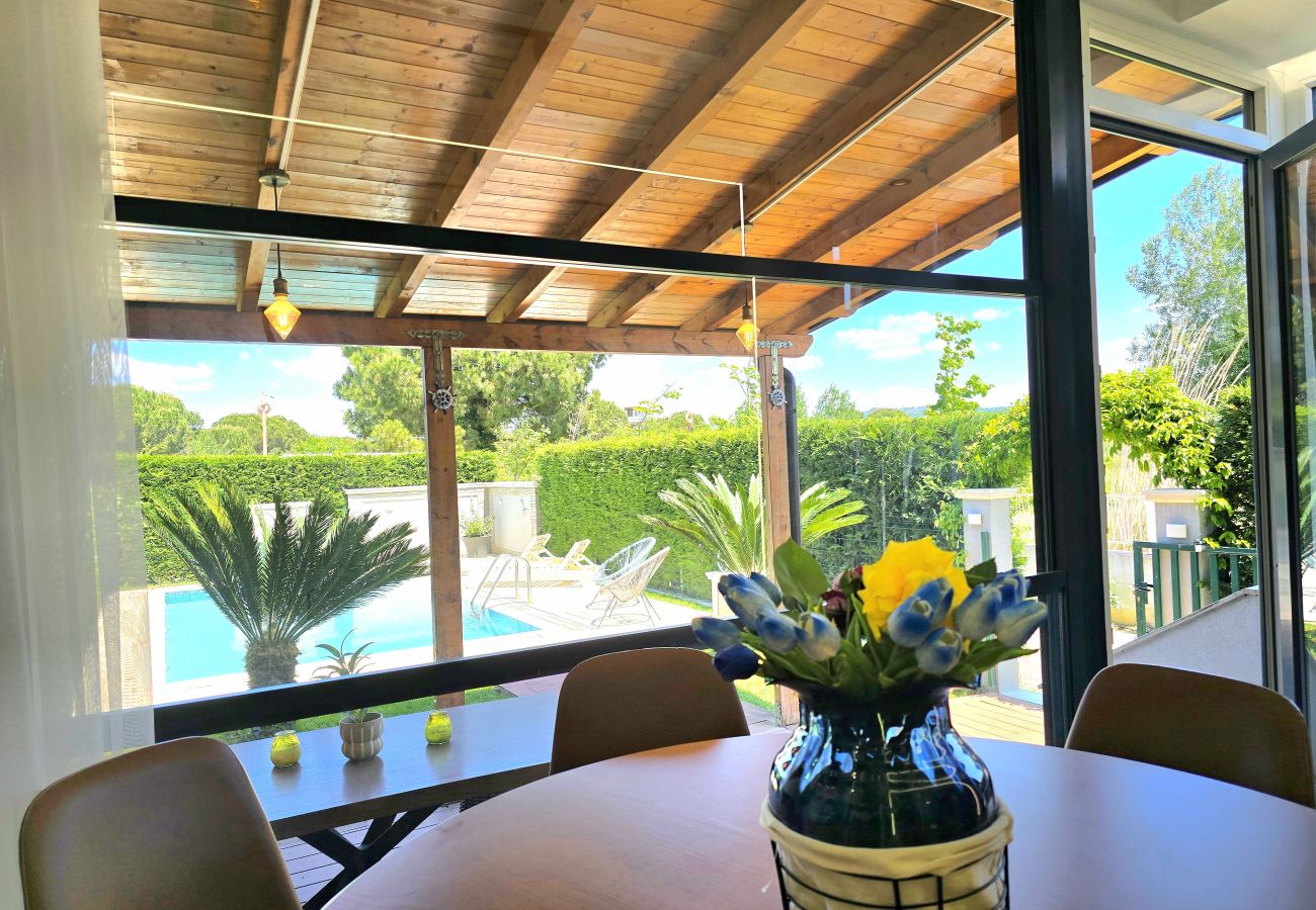 Apartment in Gjiri Lalzit - ValaMar Apartment With Private Pool 247