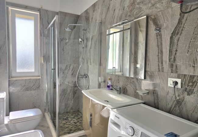 Apartment in Gjiri Lalzit - Lura 2 Holiday Homes 215 Apartment in Gjiri Lalzit - Lura 2 Holiday Homes 215