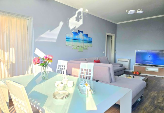 Apartment in Gjiri Lalzit - Lura 2 Holiday Homes 215 Apartment in Gjiri Lalzit - Lura 2 Holiday Homes 215