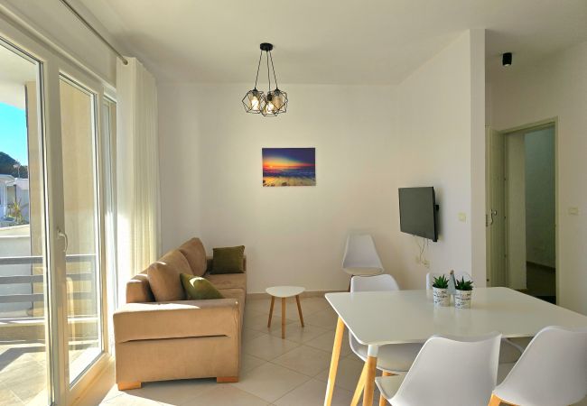 Apartment in Gjiri Lalzit - Lura 3 Holiday Homes 256 Apartment in Gjiri Lalzit - Lura 3 Holiday Homes 256