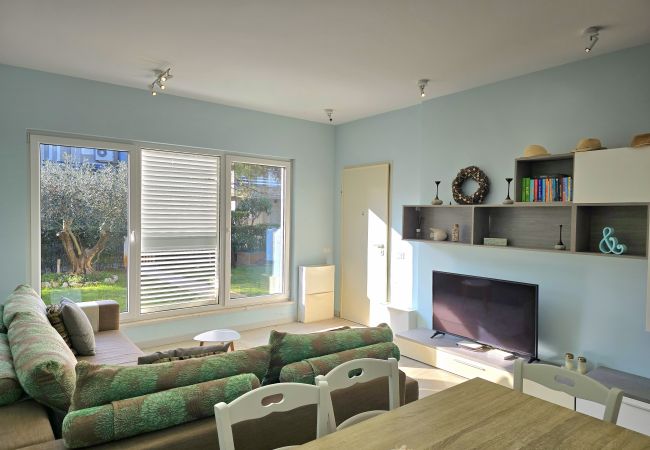 Apartment in Gjiri Lalzit - Lura 2 Holiday Homes 127 Apartment in Gjiri Lalzit - Lura 2 Holiday Homes 127