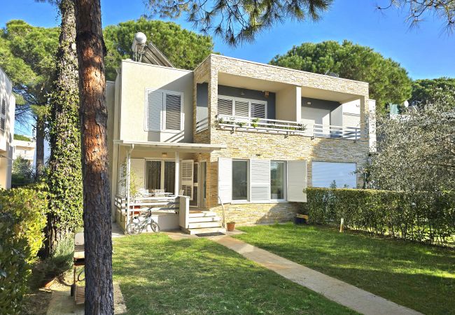 Apartment in Gjiri Lalzit - Lura 2 Holiday Homes 127 Apartment in Gjiri Lalzit - Lura 2 Holiday Homes 127