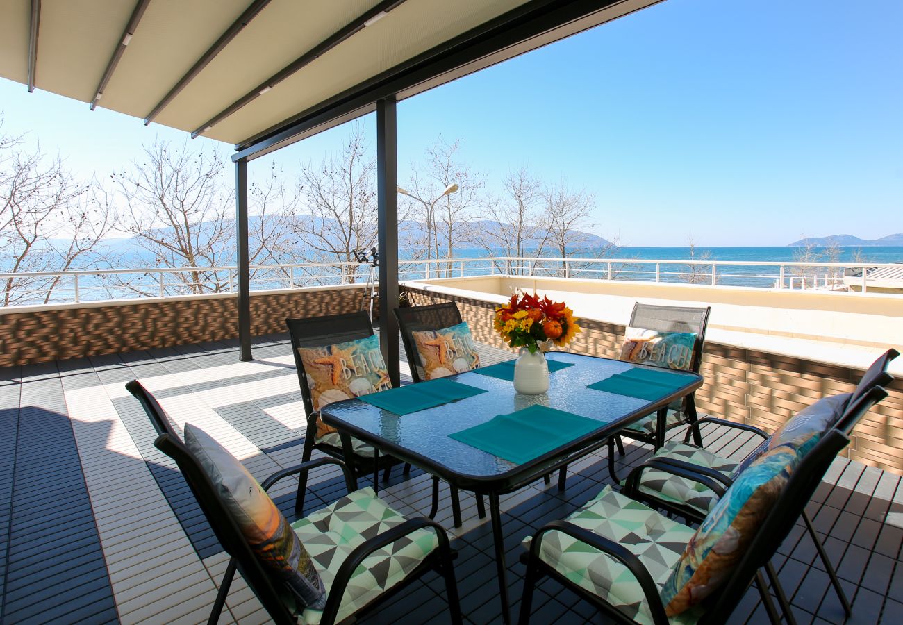 Apartment in Vlorë - Beach Front Terrace