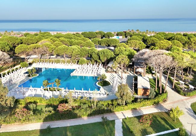 Villa in Gjiri Lalzit - Modern Villas in Perla Resort 222 Villa in Gjiri Lalzit - Modern Villas in Perla Resort 222