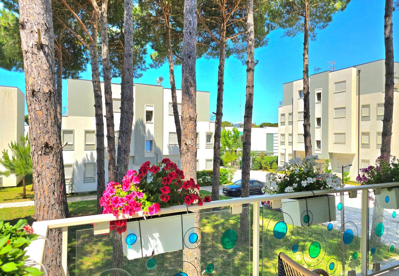 Apartment in Gjiri Lalzit - Happy Stay At Perla Resort 148