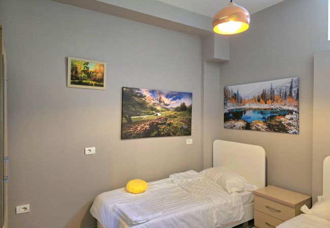 Apartment in Gjiri Lalzit - Lura 3 Floral Apartment Apartment in Gjiri Lalzit - Lura 3 Floral Apartment