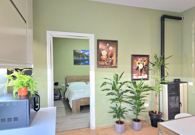 Apartment in Gjiri Lalzit - Lura 3 Floral Apartment Apartment in Gjiri Lalzit - Lura 3 Floral Apartment