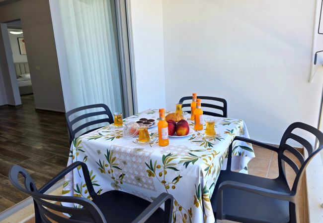 Apartment in Durres - Beachfront & Sea View Apartment 101 Apartment in Durres - Beachfront & Sea View Apartment 101
