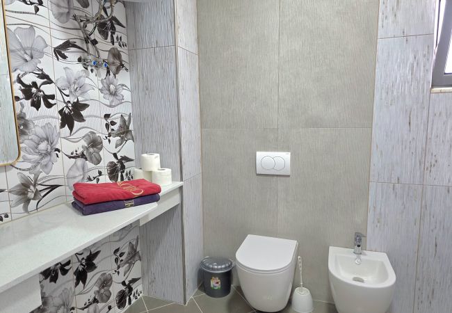 Apartment in Durres - Beachfront & Sea View Apartment 101 Apartment in Durres - Beachfront & Sea View Apartment 101