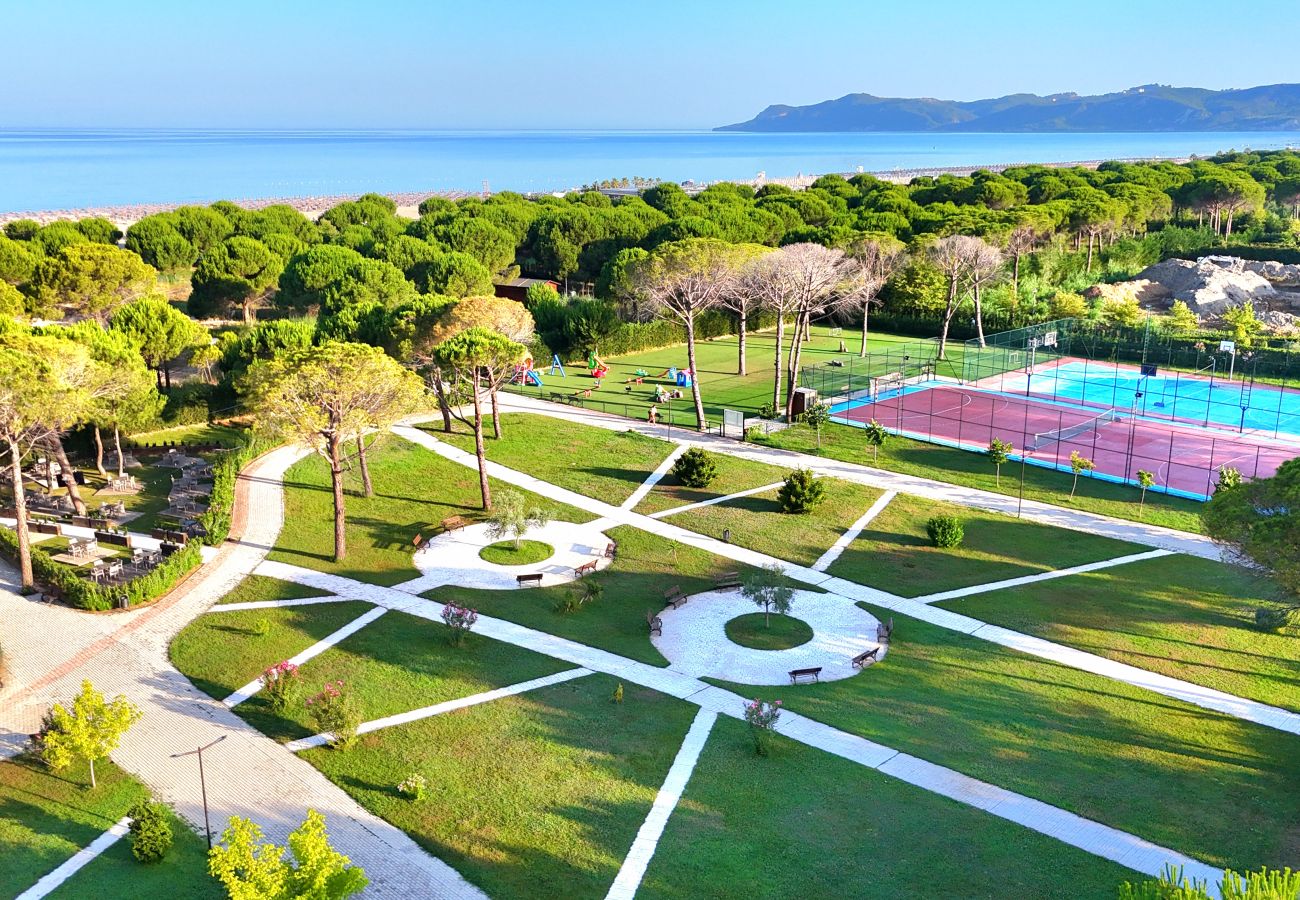 Apartment in Gjiri Lalzit - Perla Holiday Homes 142