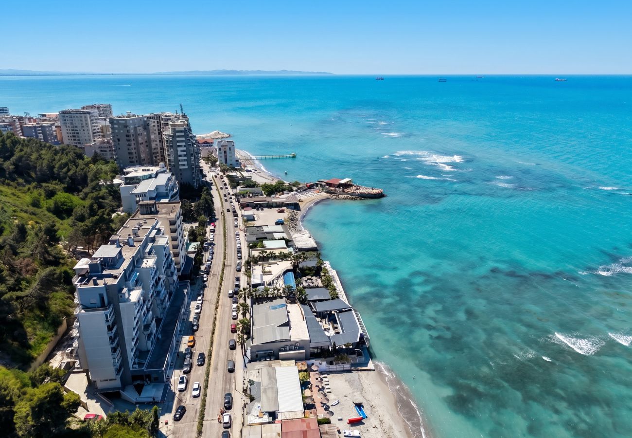Apartment in Durres - Sea View Apartment In Durres with Private Parking