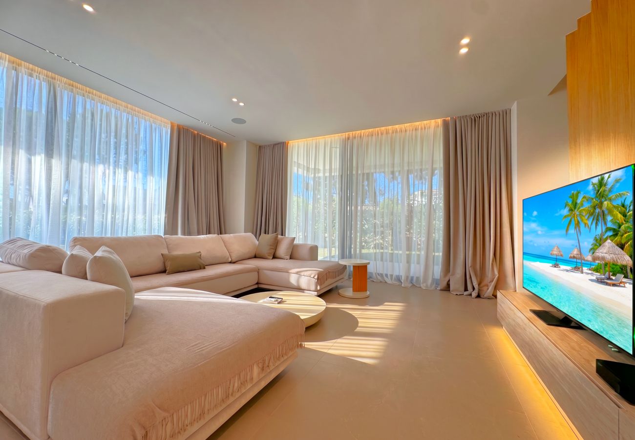 Villa in Gjiri Lalzit - Superb Villa With Pool in San Pietro Resort