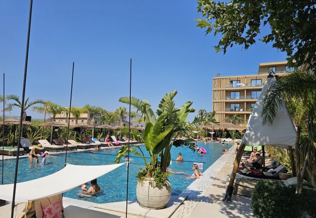 Apartment in Vlorë - Golden Palm Suites 