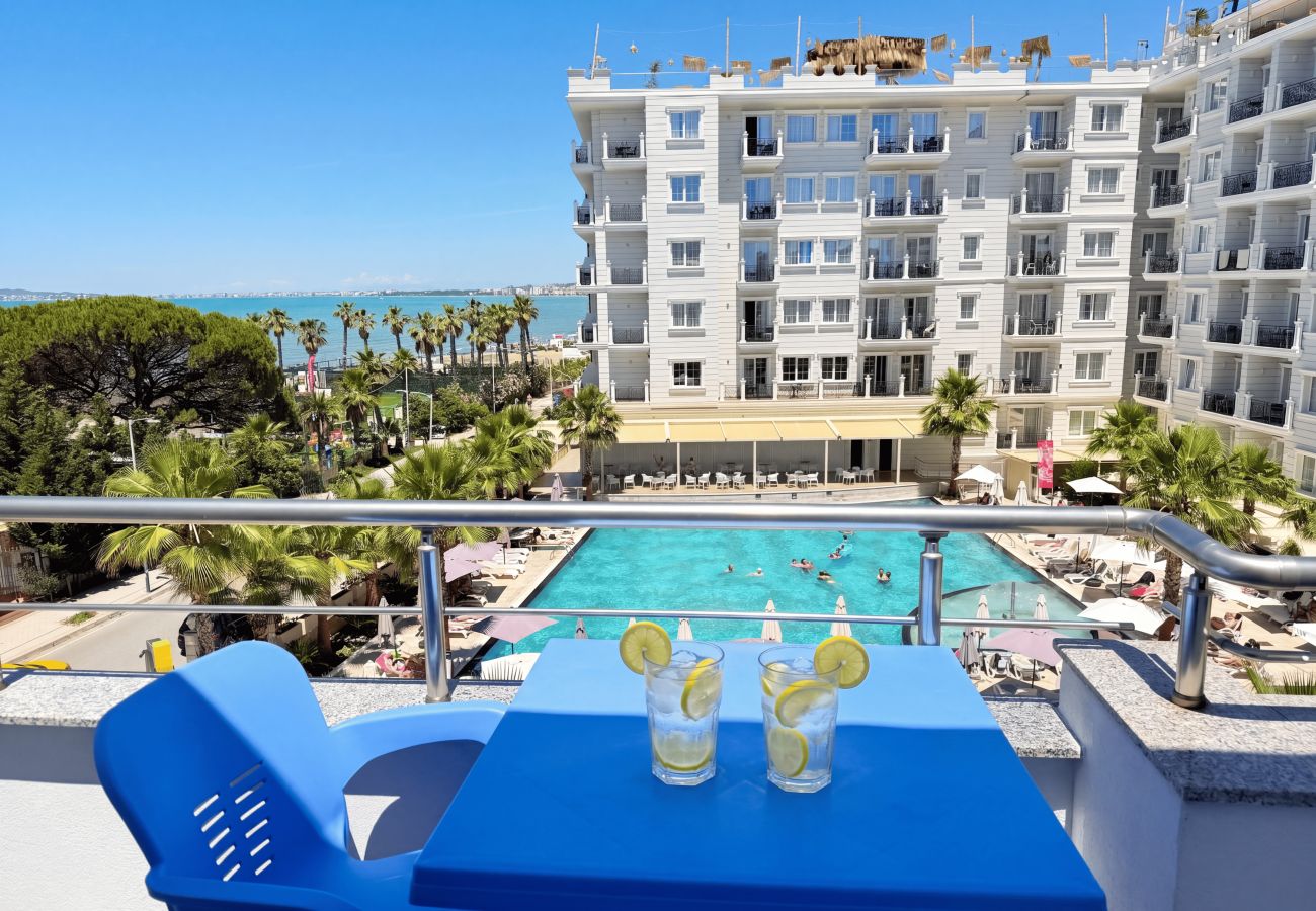 Apartment in Durres - Sea View Apartment with Balcony in Durres 109