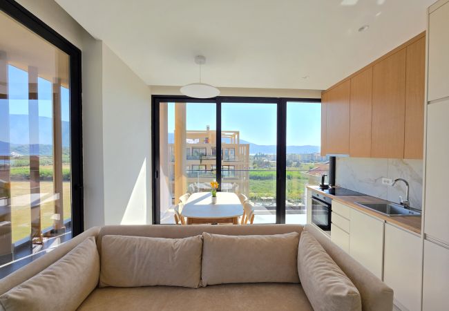 Apartment in Vlorë - Palmera Escape